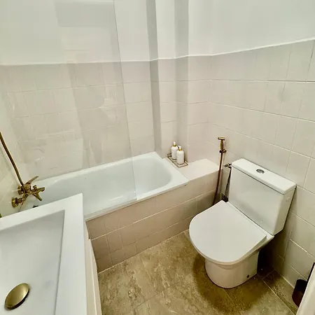 Modern Chic Apartment, Heart Of Antibes